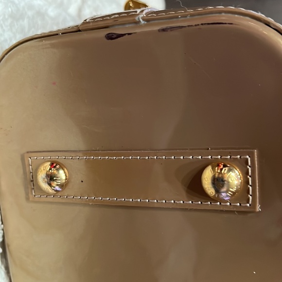 Authentic  Louis Vuitton Alma beach, Patton, leather bag - Picture 10 of 12